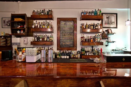 Le Petit Bar — photo 12