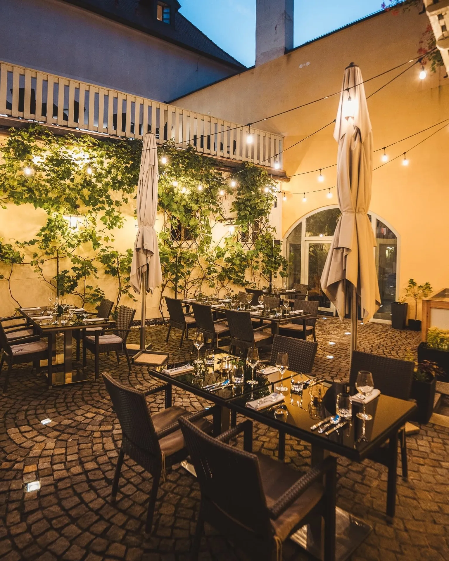 Le Jardin Restaurant — photo 28