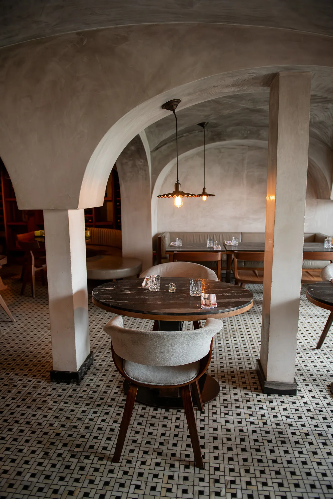 7 Enoteca — atmosphere