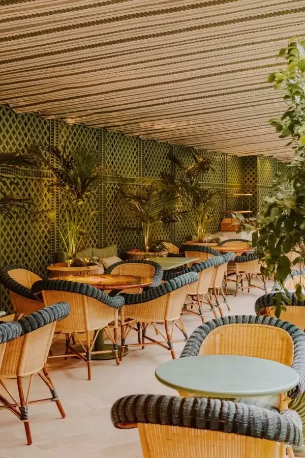 Bellefeuille - Saint James Paris — photo 20