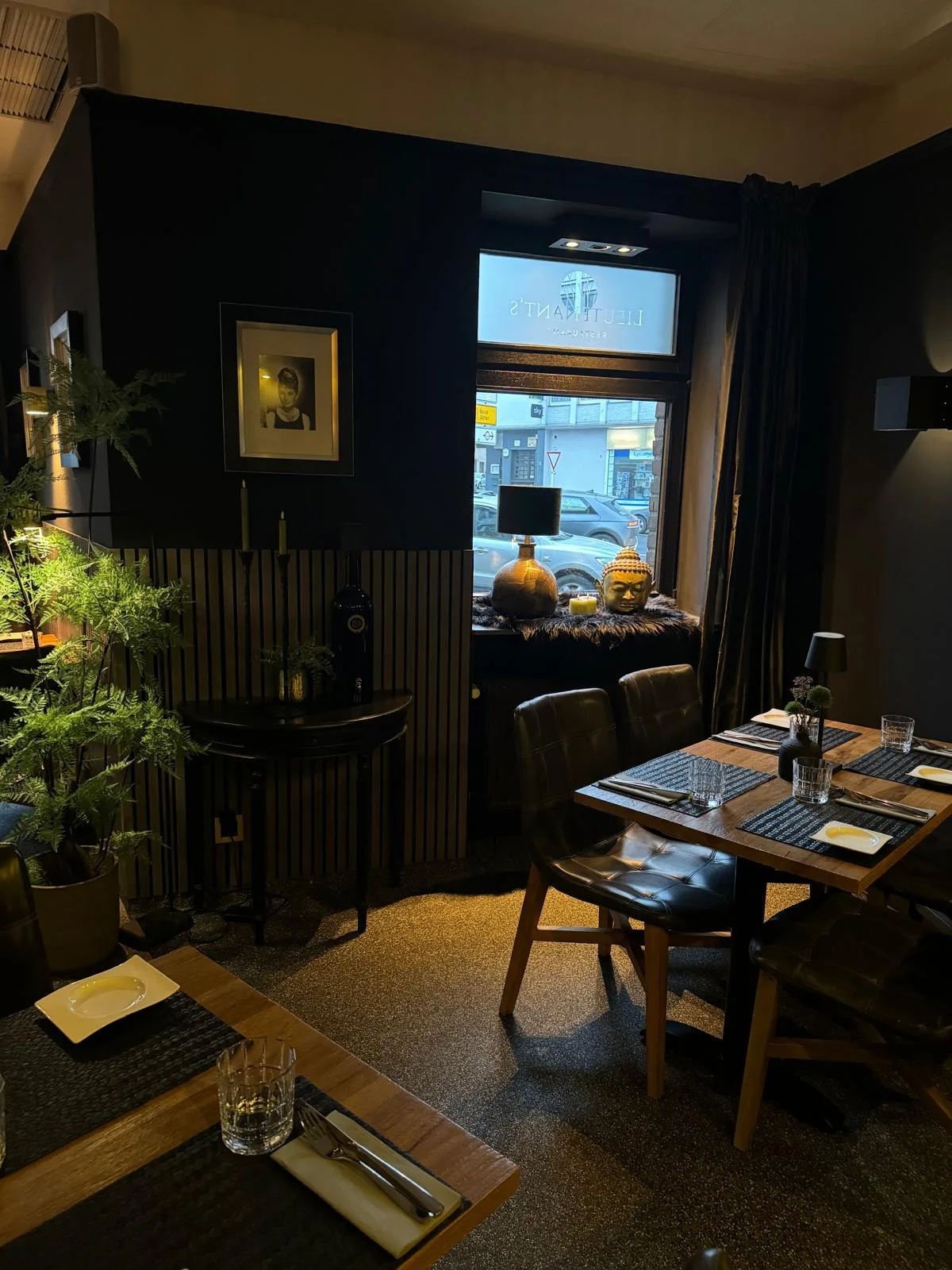Restaurant Sonderbar — photo 37