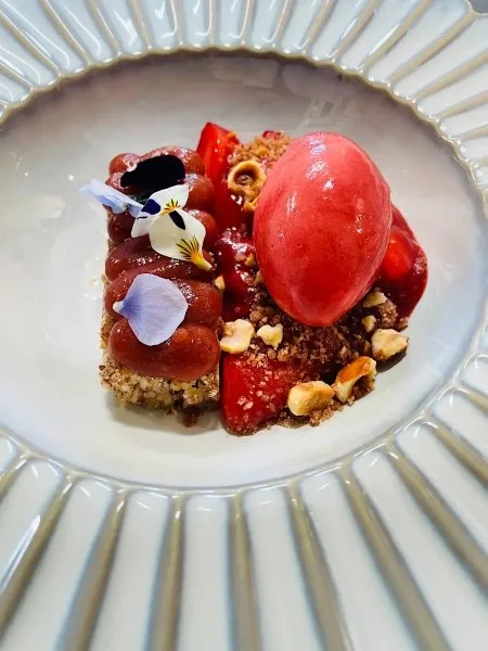 Le Relais des Salines — food