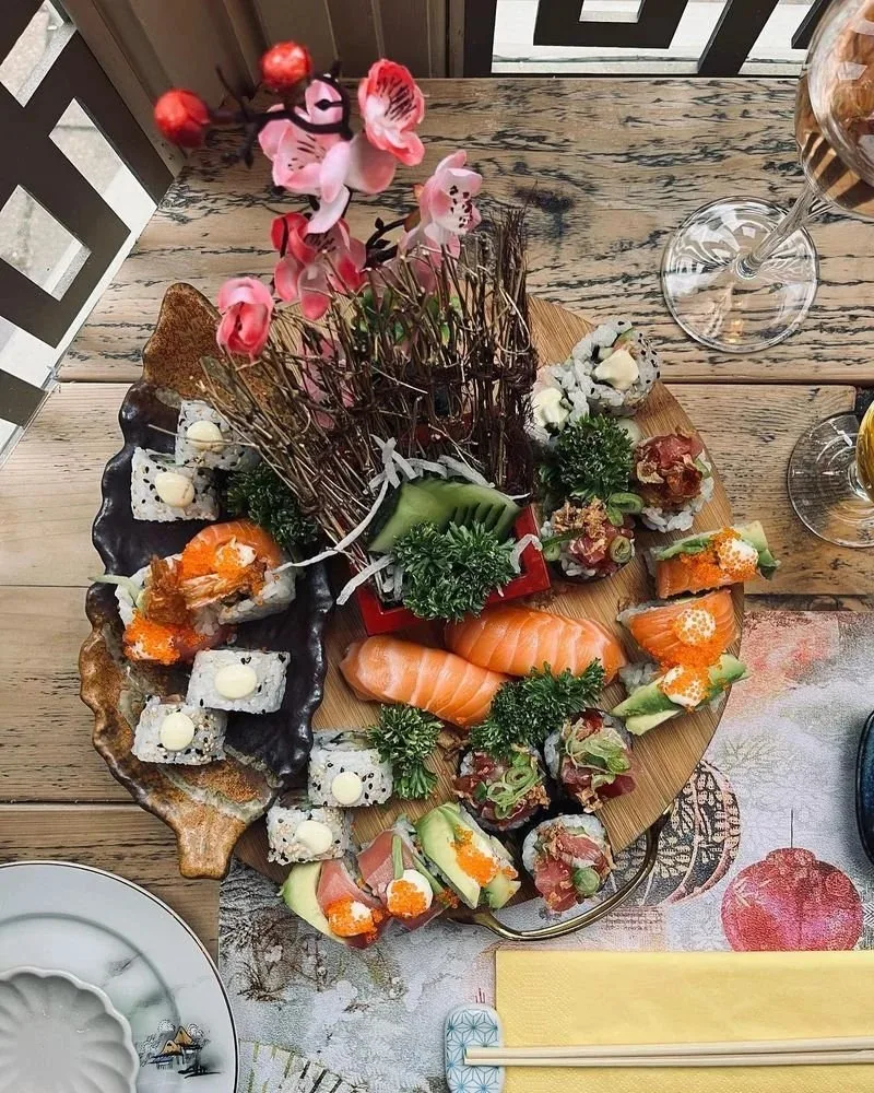 Sushi and Salad — photo 54
