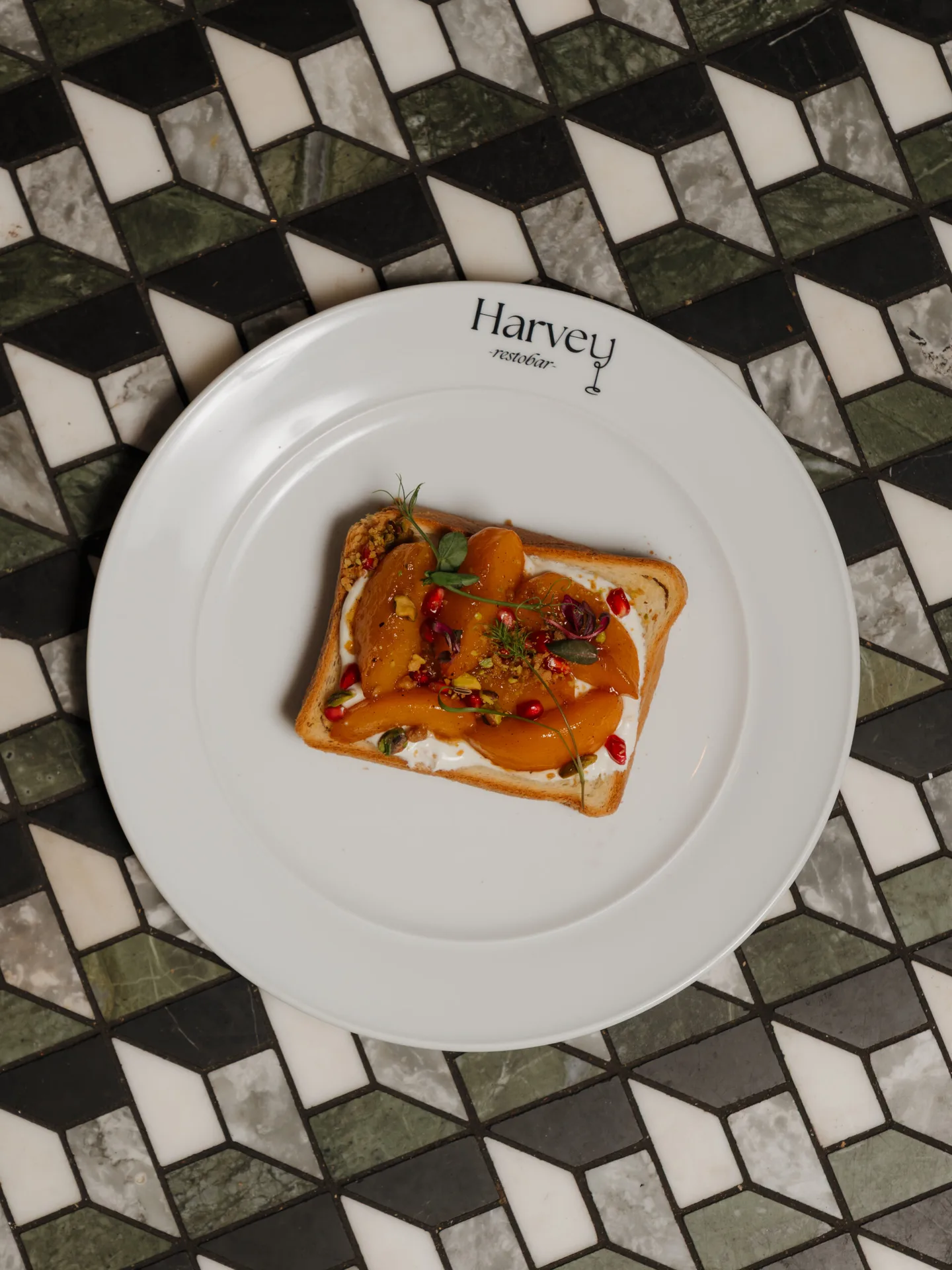 Restobar Harvey — photo 46
