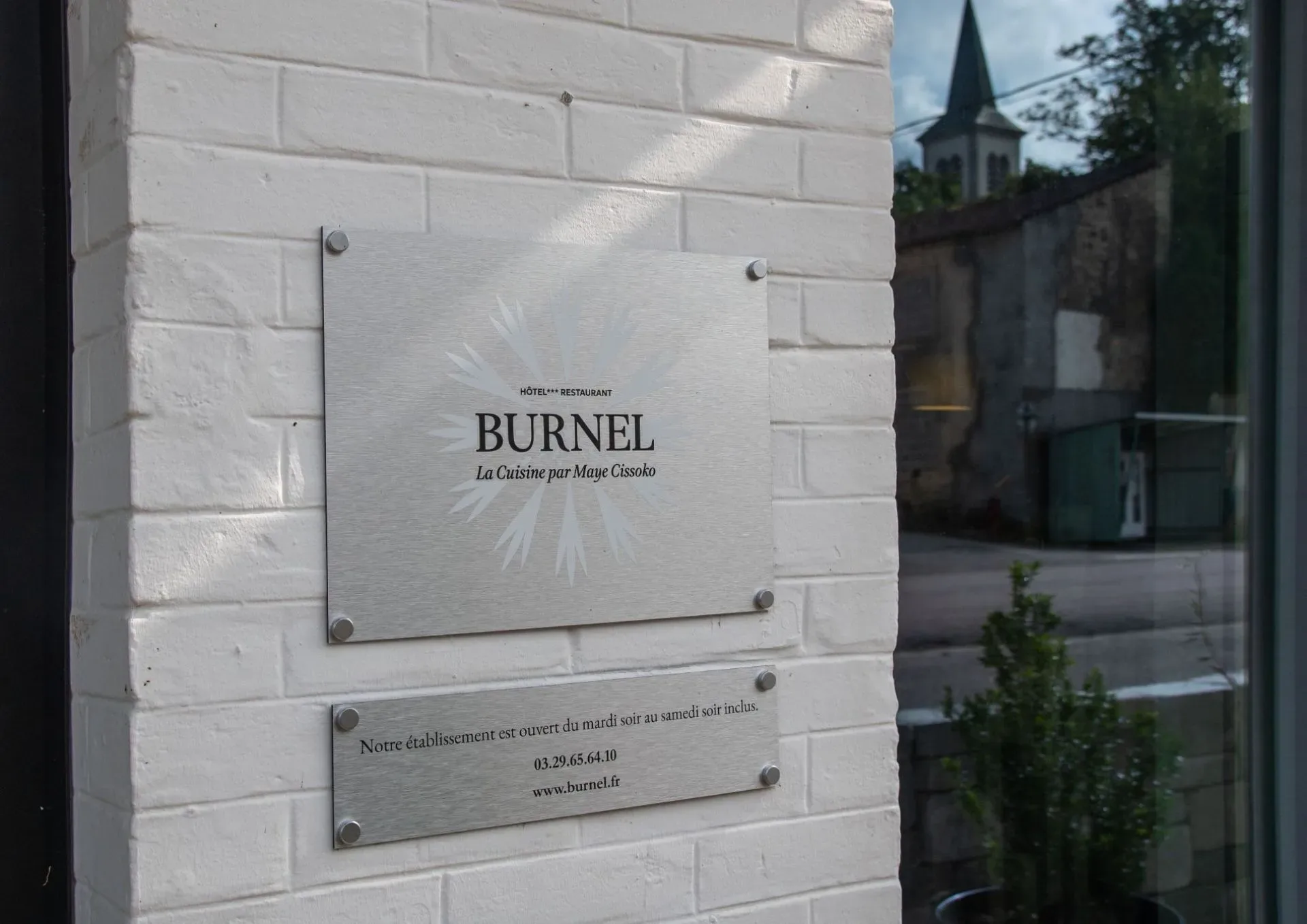 Burnel — photo 21