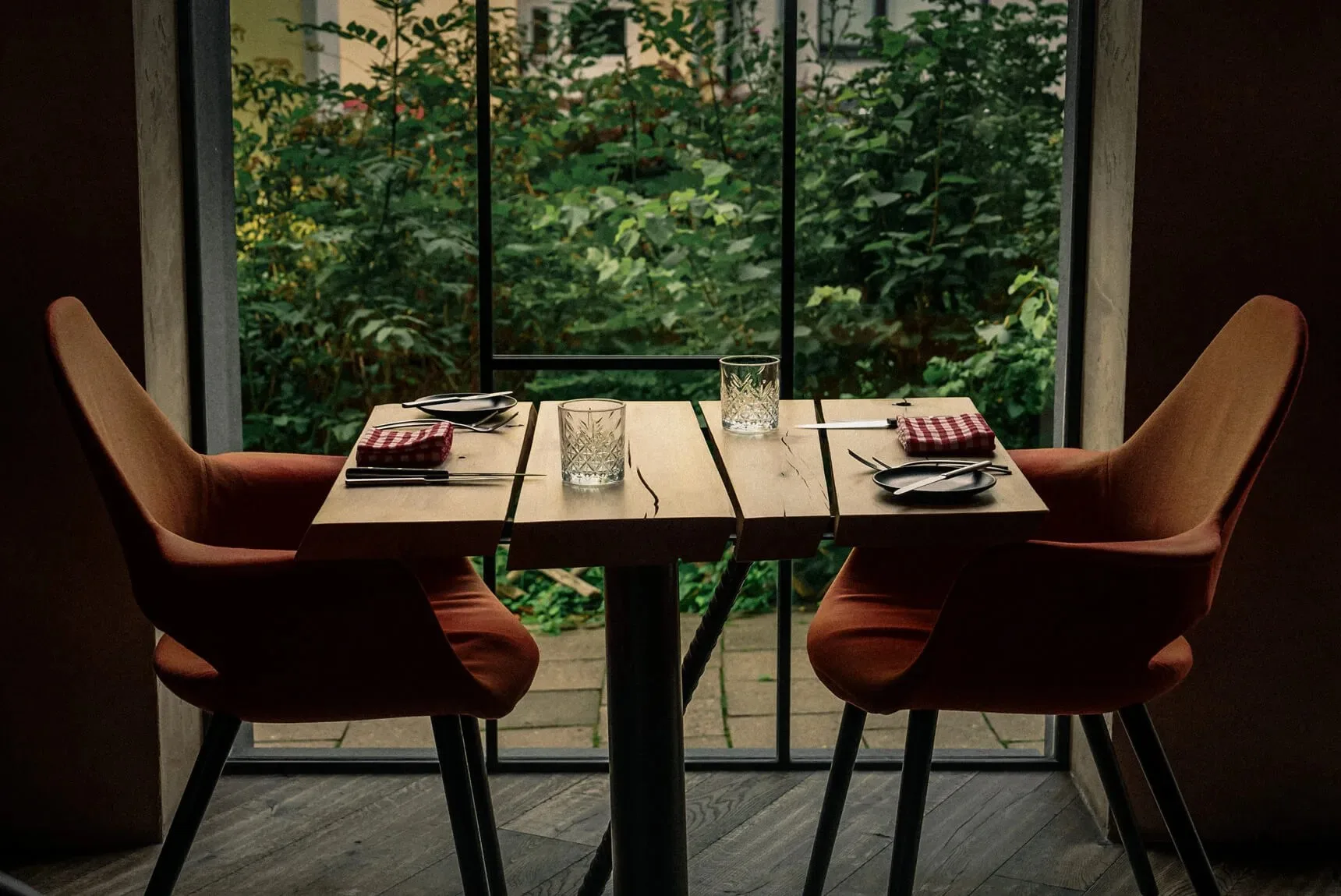 STeaK restaurant — atmosphere
