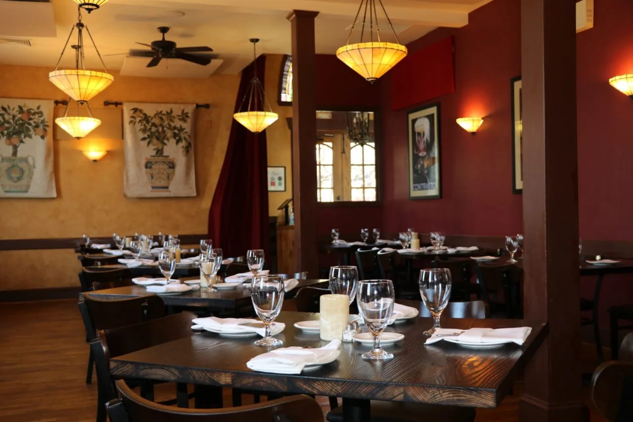 Victor's Italian Restaurant — photo 14