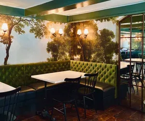 The Bird & Bottle Inn — photo 9