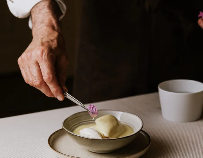 La Table du Château Gratien — kitchen