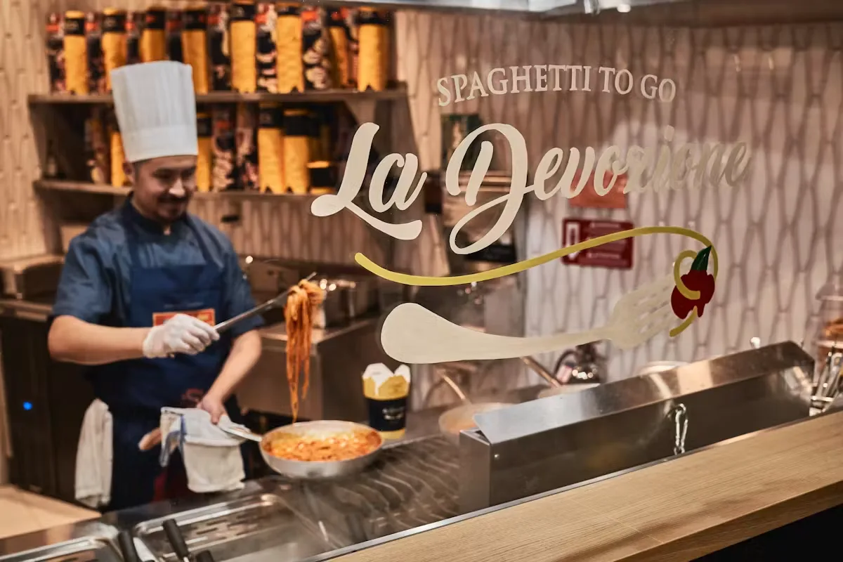 La Devozione - The Oval, New York City
