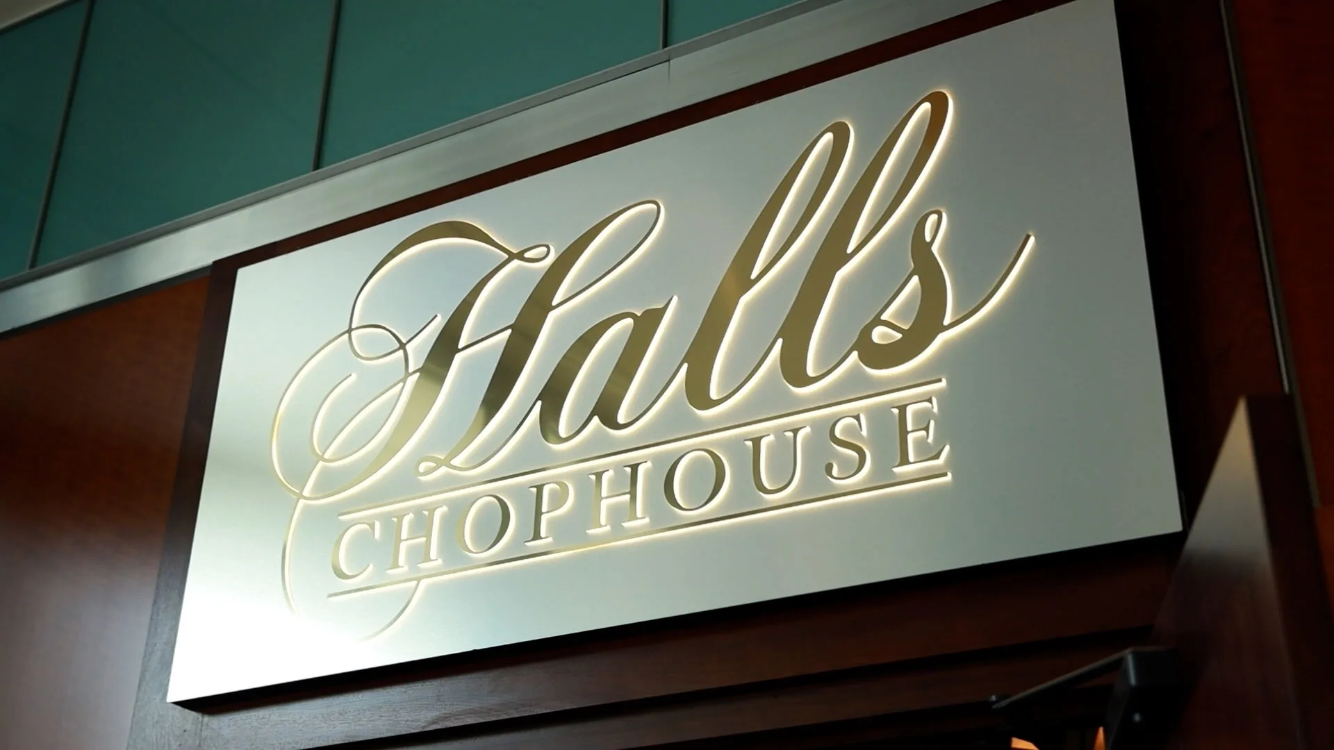 Halls Chophouse — photo 8