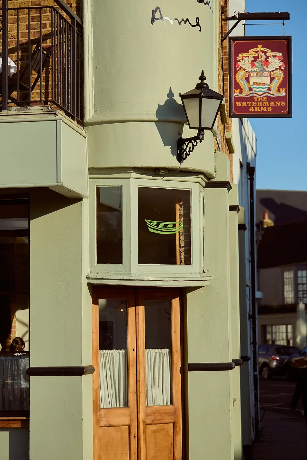 The Waterman's Arms — photo 11