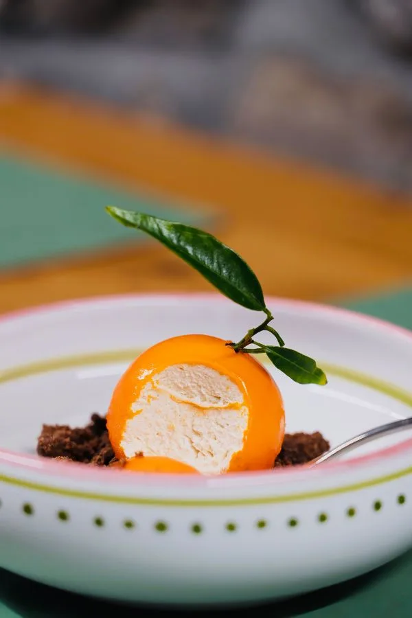 Nouvo Bourg — food