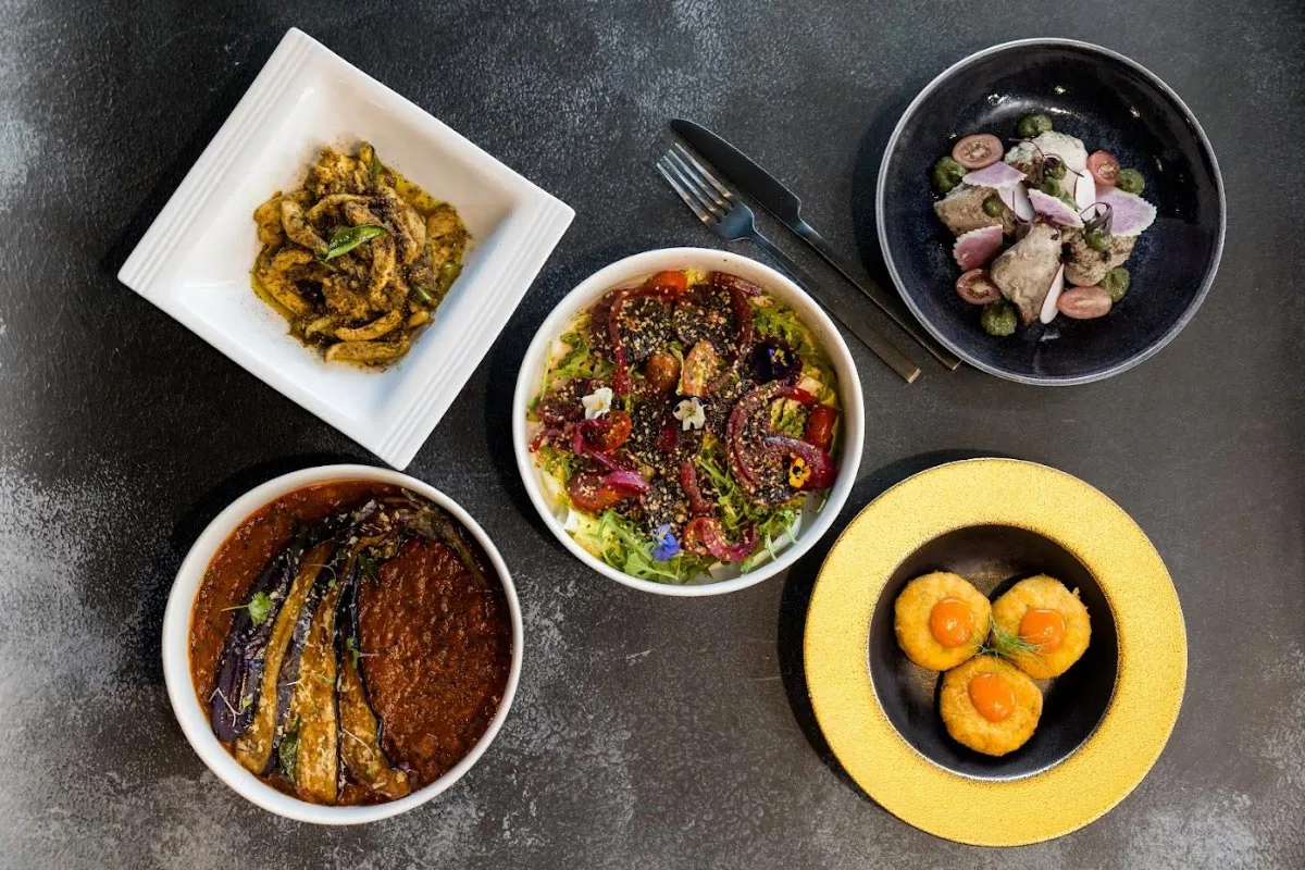Aurum — food