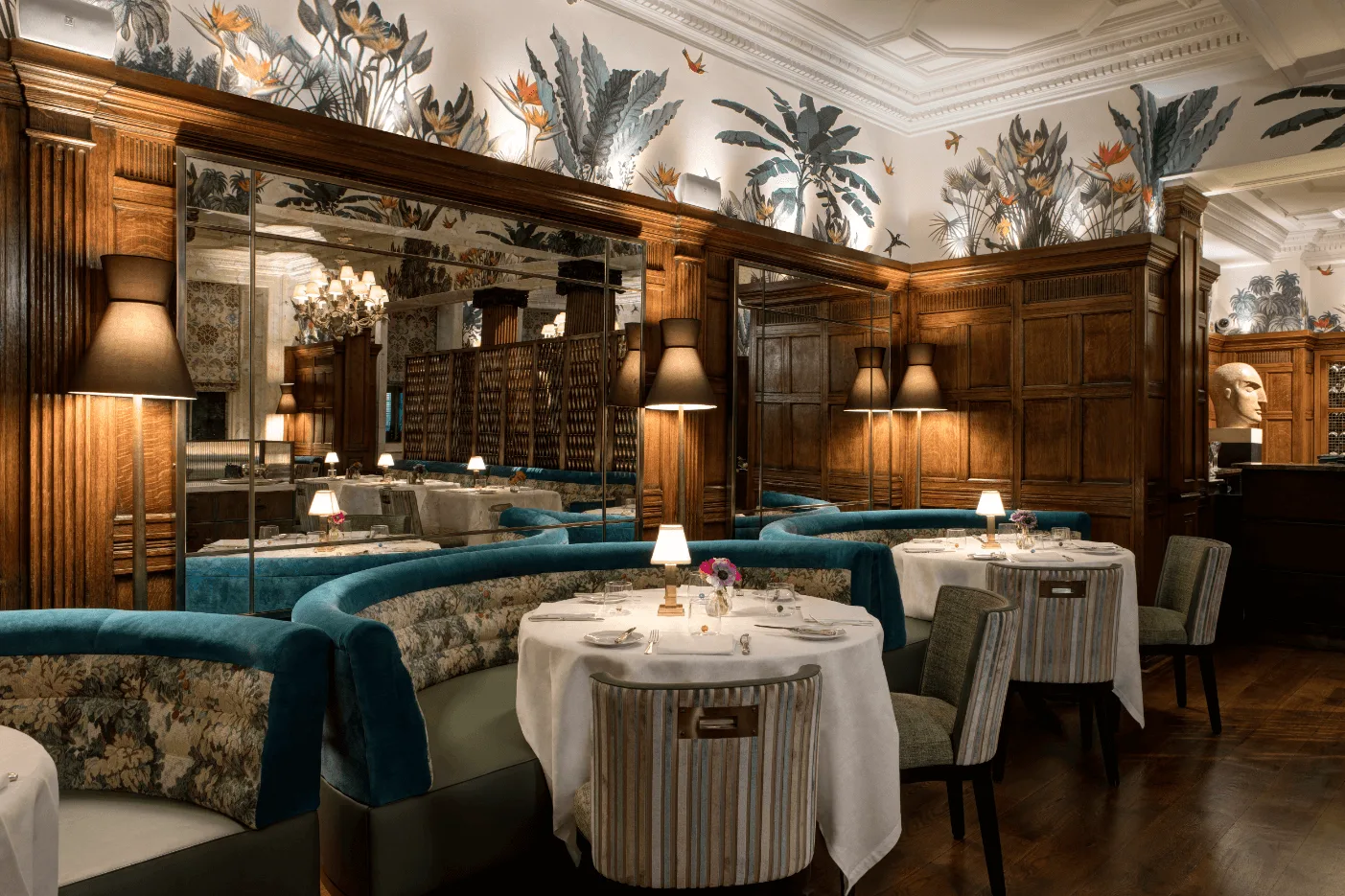 Charlie's Restaurant at Brown's Hotel — photo 15