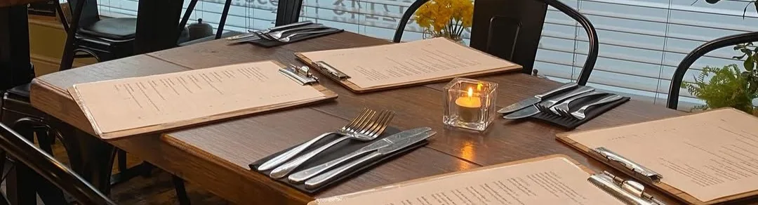 Gibson’s Bistro — photo 11