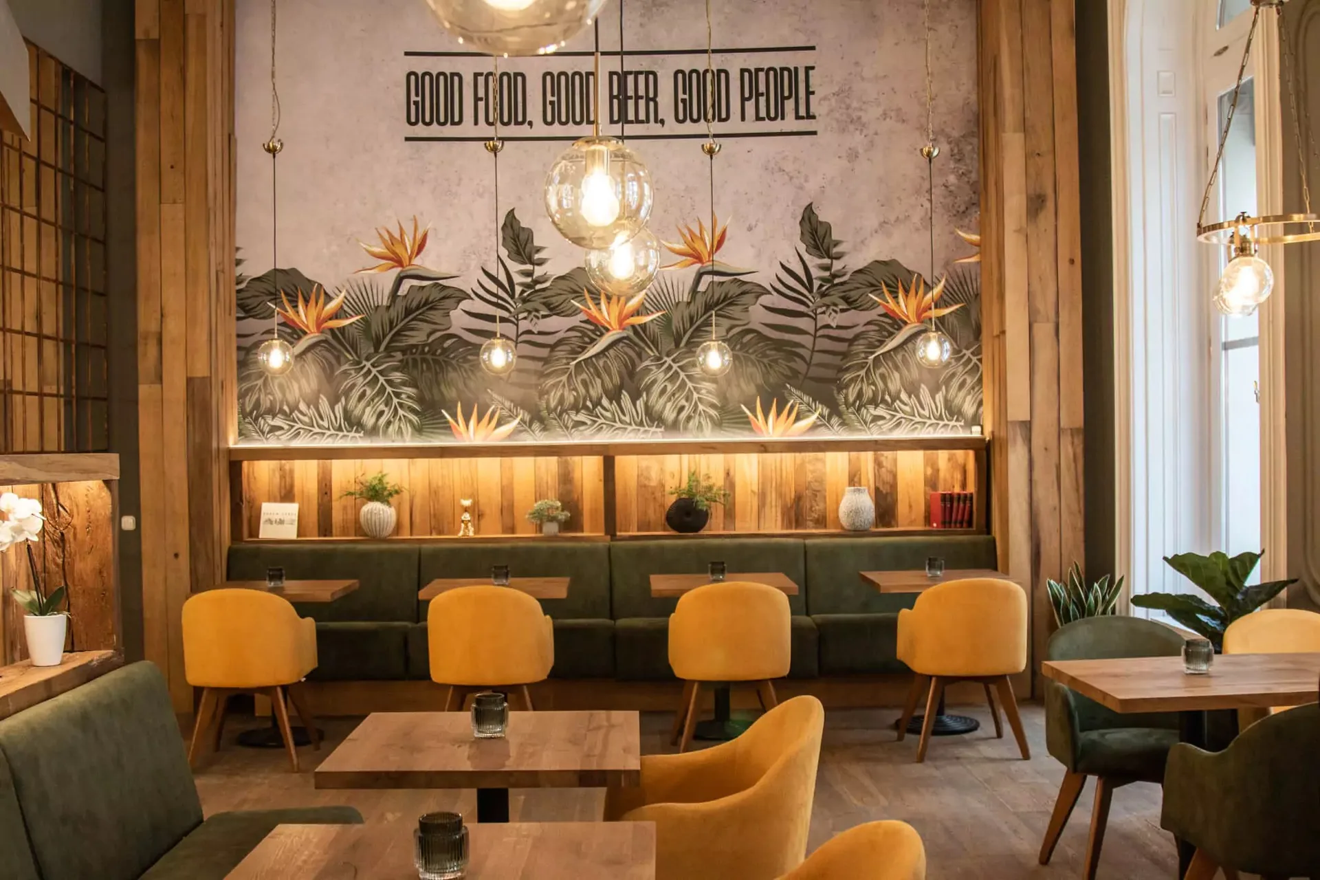 Beerstro14 Steak House — photo 90