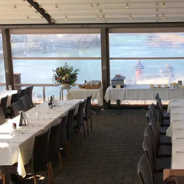 Matunuck Oyster Bar — photo 23
