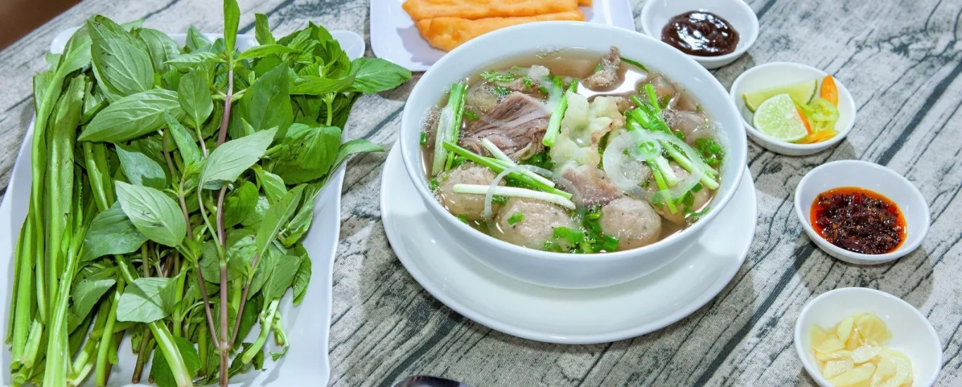 Phở 10 Lý Quốc Sư (Hoan Kiem) — photo 31