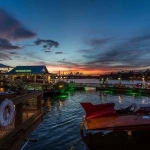The Boathouse — atmosphere