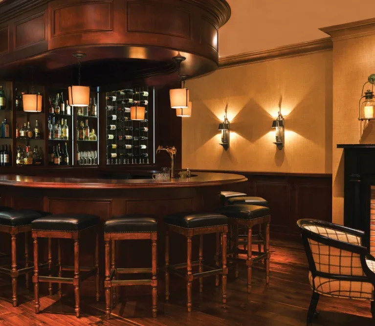 1833 Kitchen & Bar — atmosphere