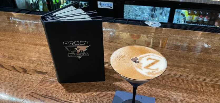 Frost Lounge — photo 10