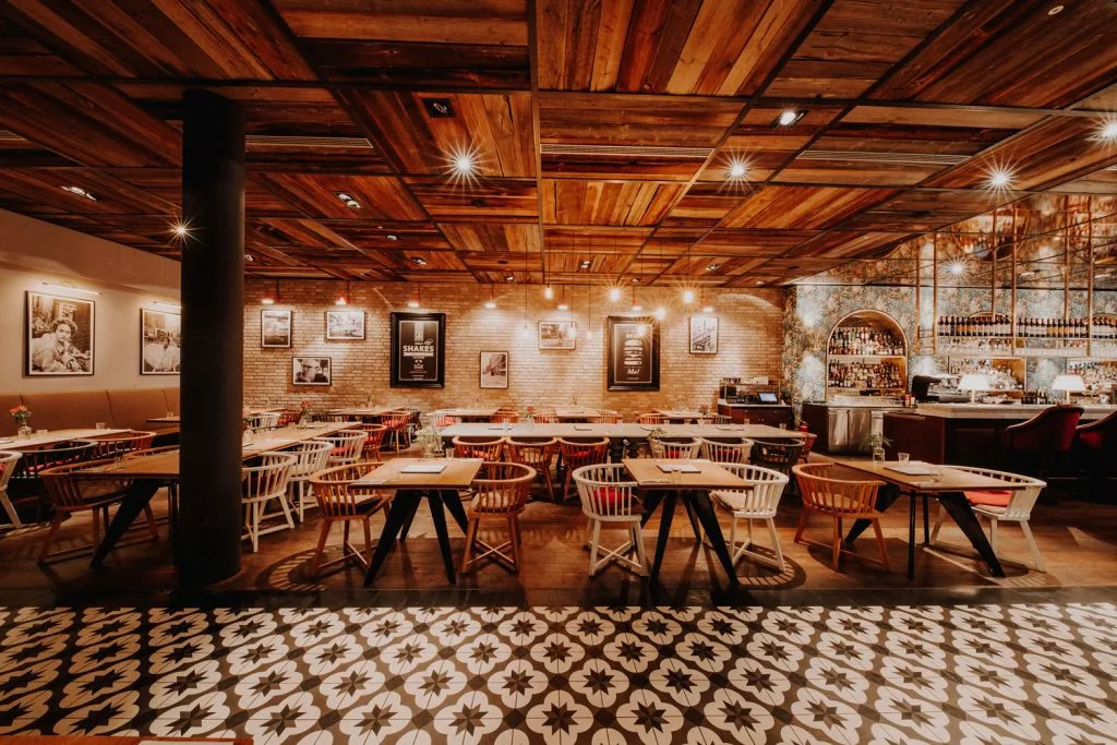 Eat Grill &amp; Bar — photo 14