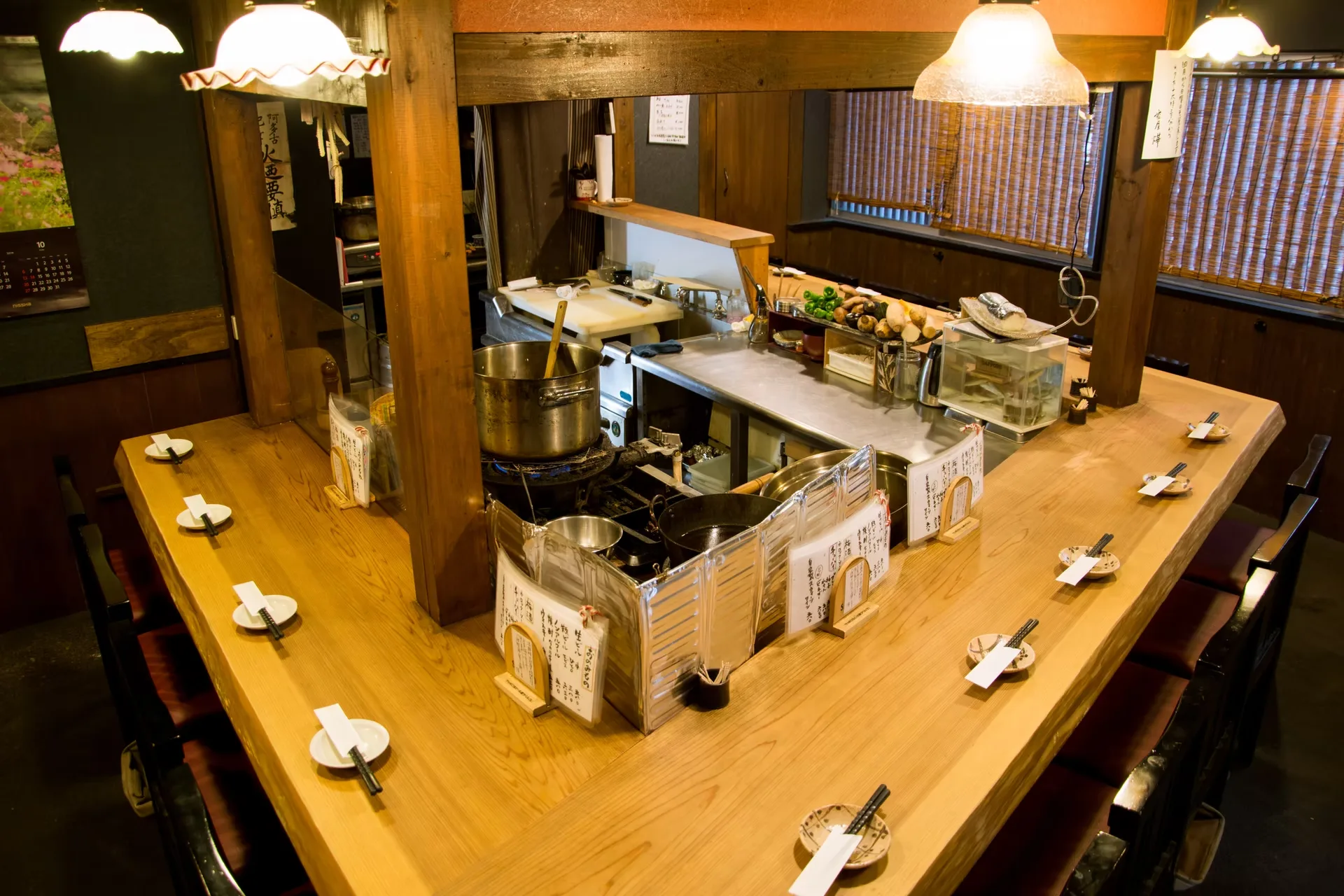 Ichiju Nisai Ueno Minoten — atmosphere