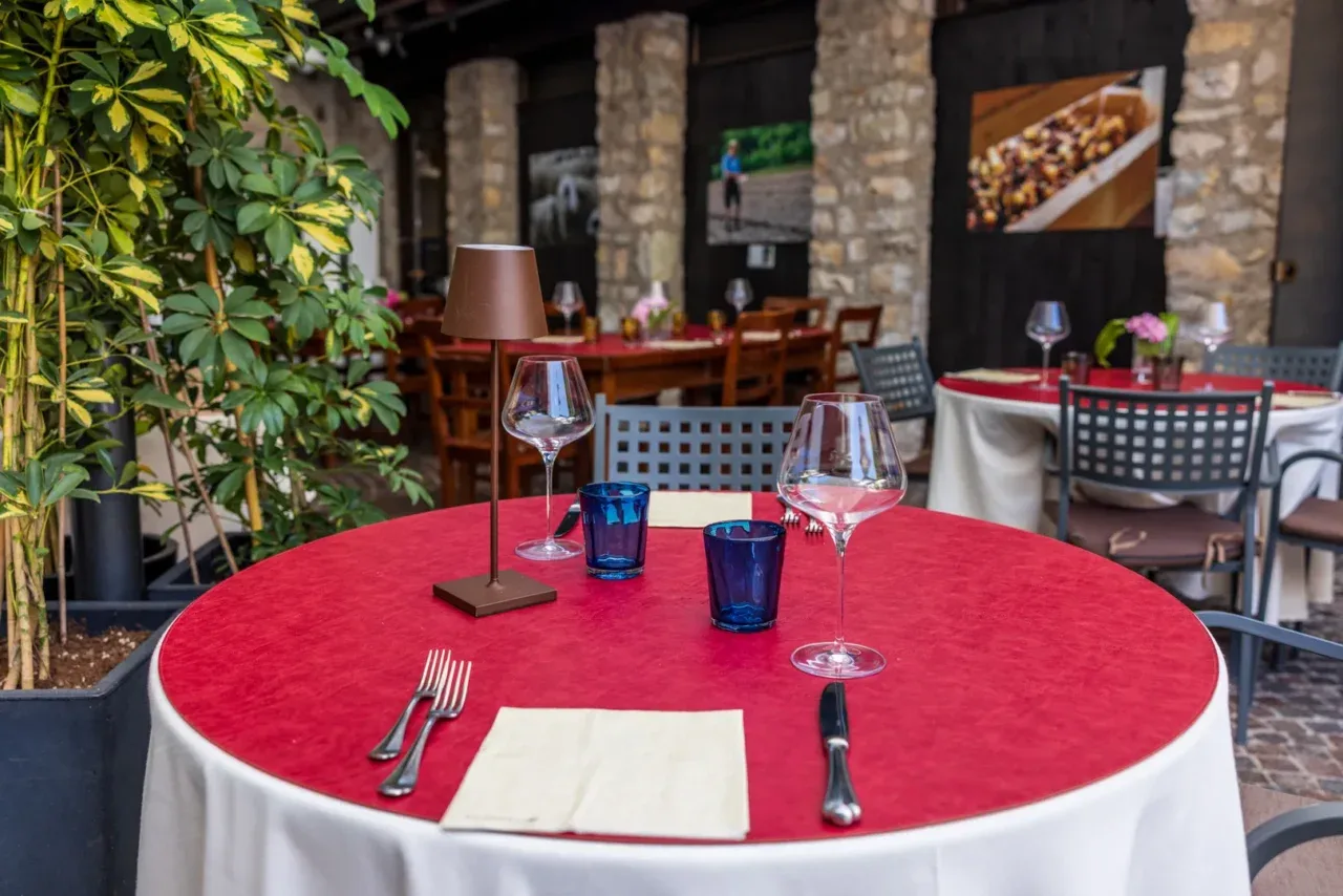 Locanda delle Tre Chiavi — atmosphere