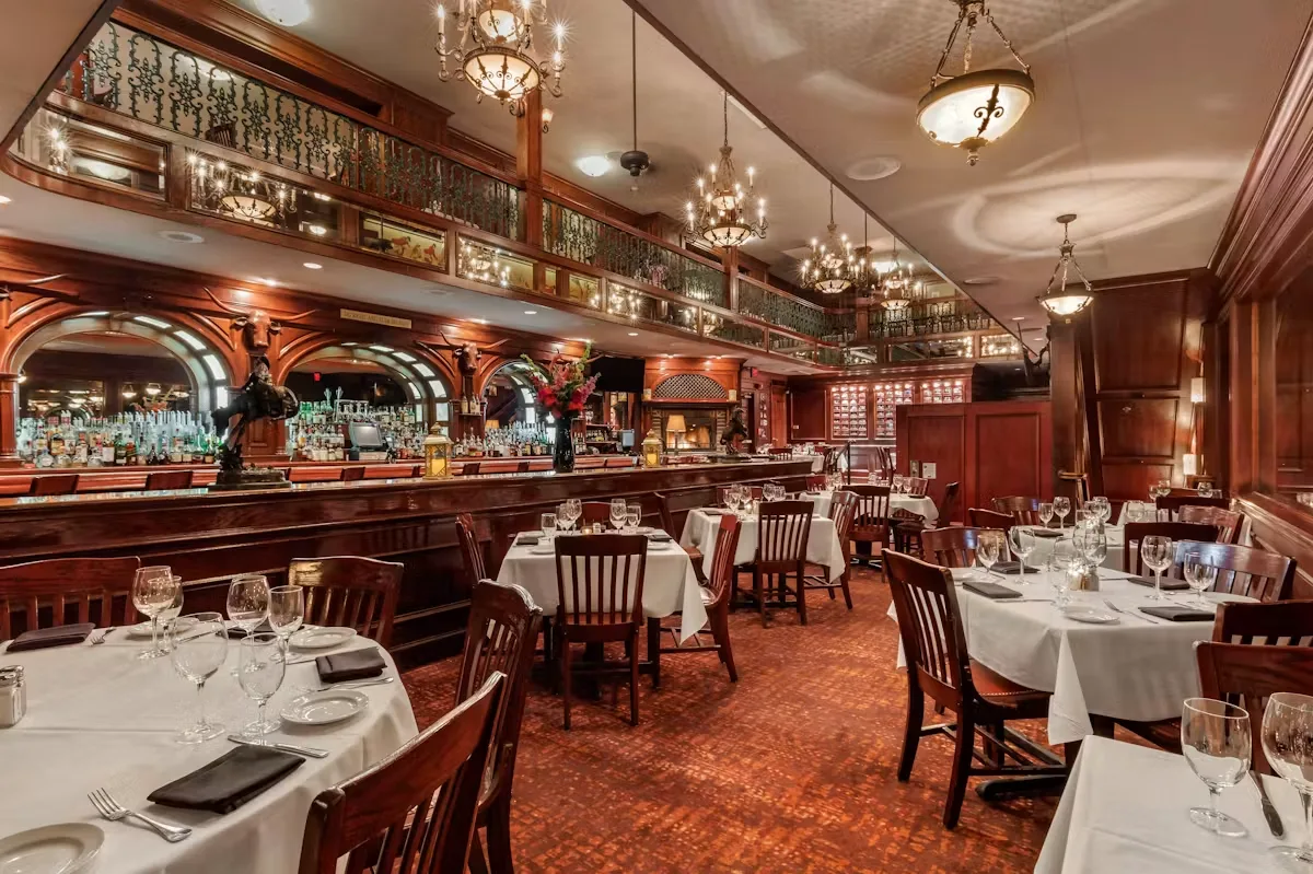 Del Frisco's Double Eagle Steakhouse — photo 28