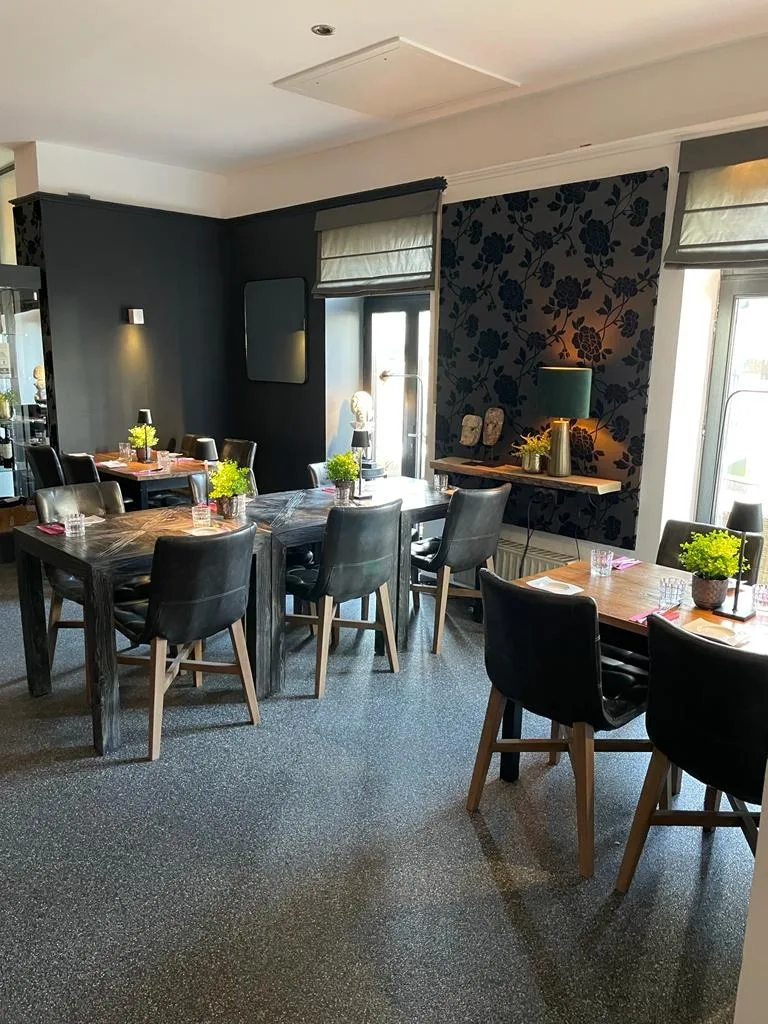 Restaurant Sonderbar — photo 46
