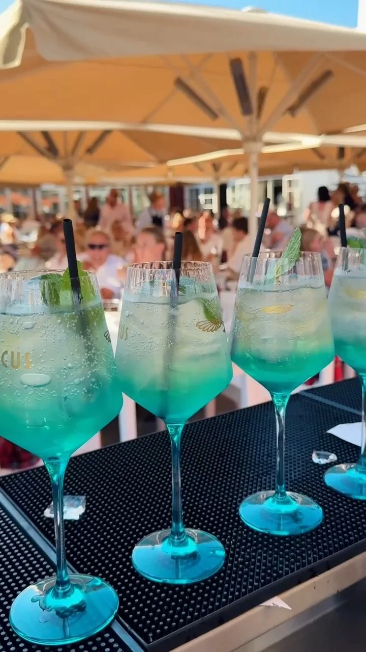 Ruths Gourmet — photo 16