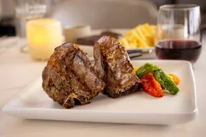 J&G Steakhouse — photo 8