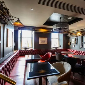 The Oak Room — photo 22