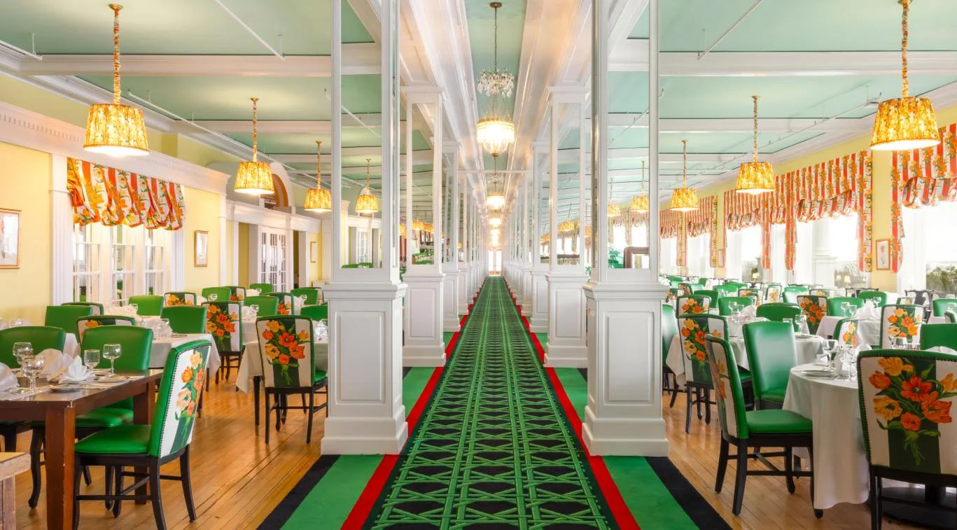 Salle à Manger — atmosphere