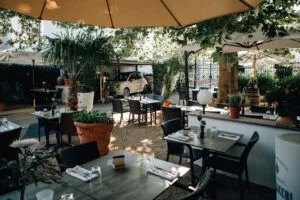 Toscanino Trattoria &amp; Vinothek — atmosphere