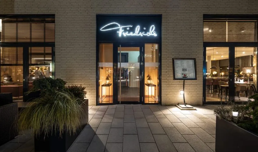 Friedrichs Brasserie — photo 26