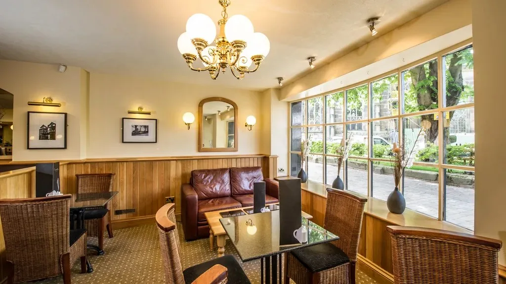The Royalist Restaurant — photo 16