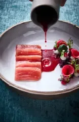 am kai | restaurnt. seafood. drinks. elbblick — food