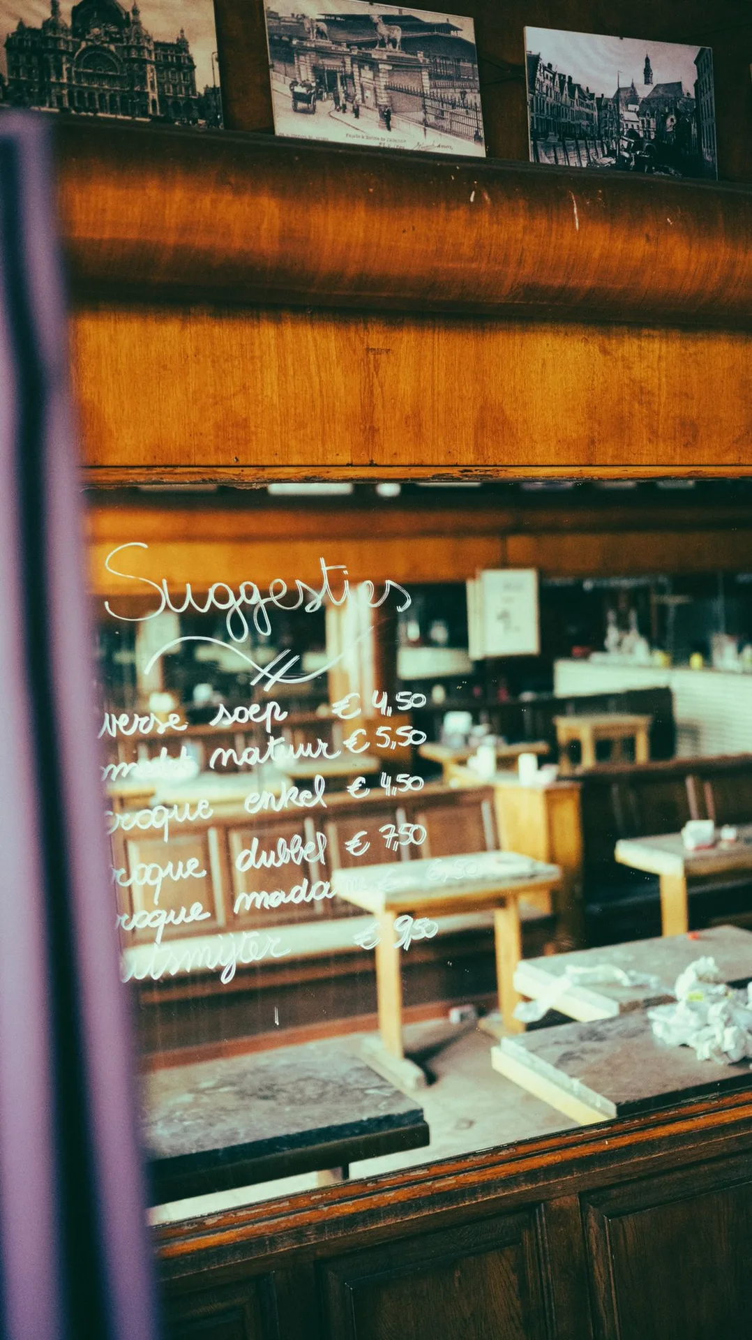 Café Commercial — kitchen
