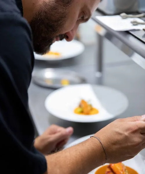 Le44 — kitchen