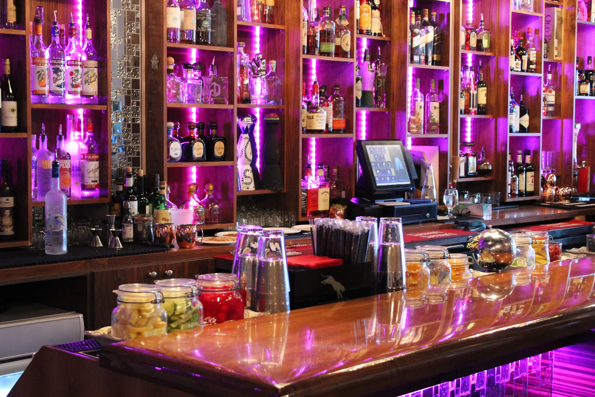 IMC Restaurant & Bar — photo 42