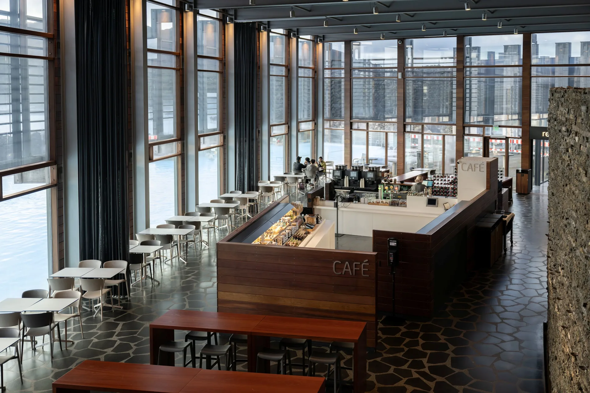 Moss Restaurant — atmosphere