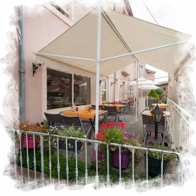 Le Boudes La Vigne — atmosphere