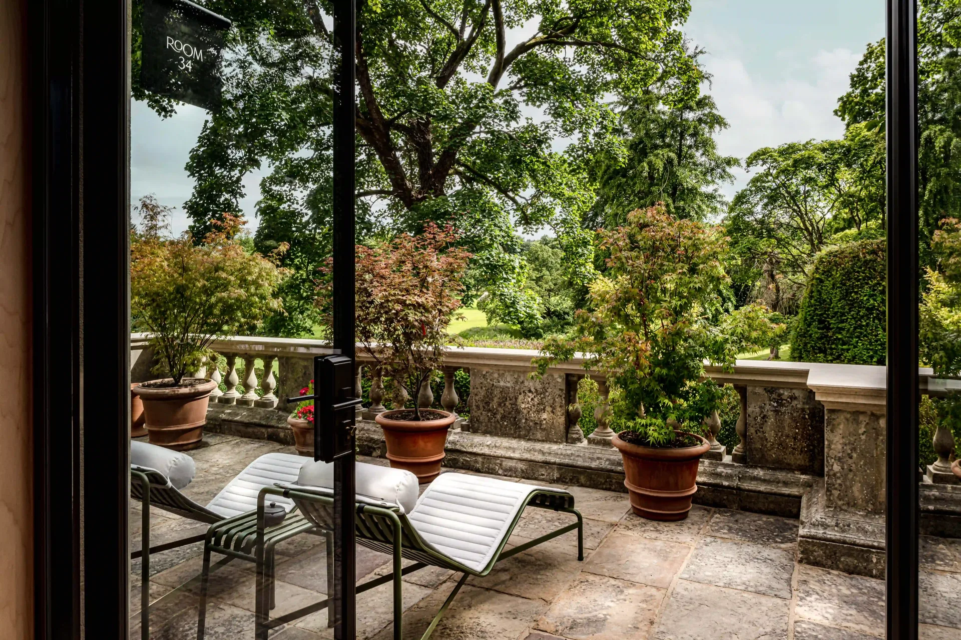 Cowley Manor — photo 11