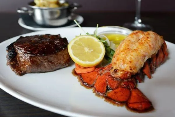 Lewis Steakhouse — photo 20