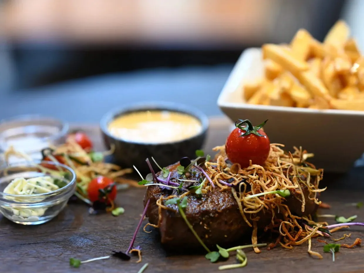 Meiser Altstadt Hotel — food