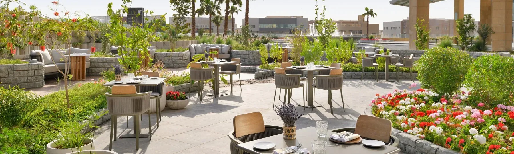 JW Glass Garden - JW Marriott Hotel Riyadh — photo 17