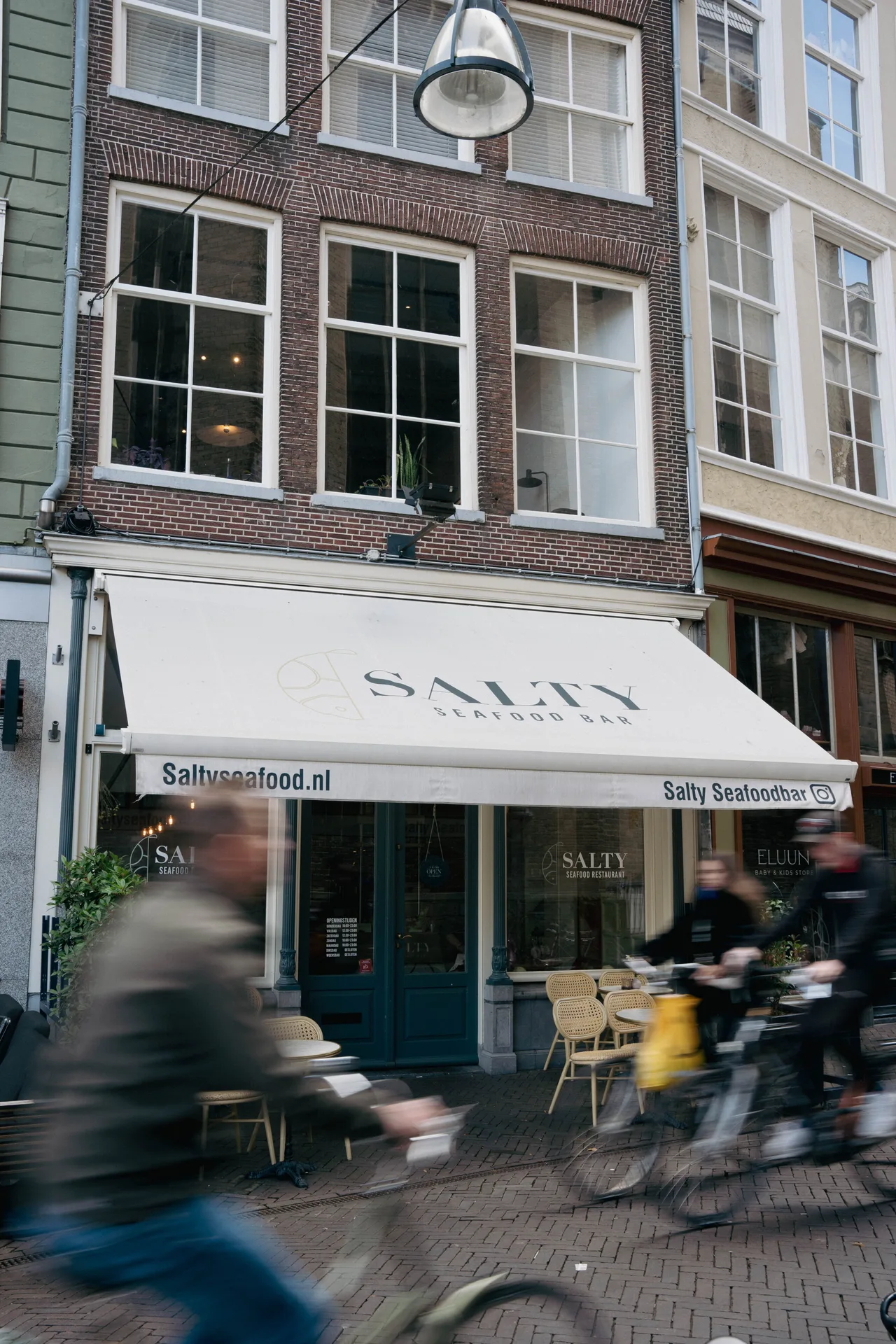 Salty Seafood Restaurant — photo 29