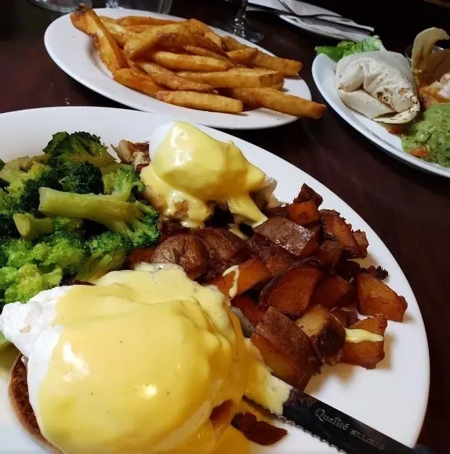 Court Street Restaurant & Bar — photo 8